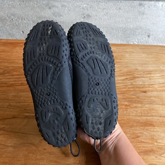 Kids Aqua Shoes - Picture 4 of 7
